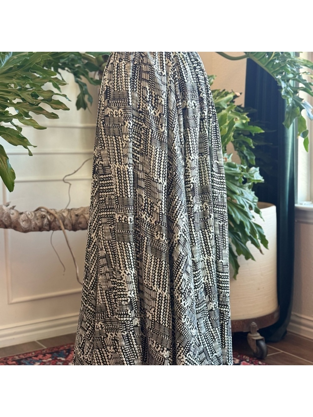 Magic Black and Soft Green  A-Line Maxi Skirt Resort Wear